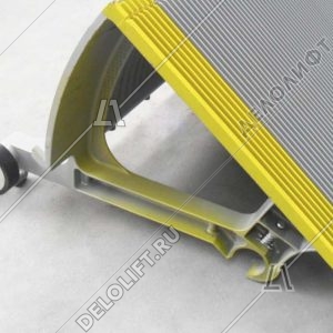 Ступень эскалатора, 1000 мм, 506 NCE, диаметр роликов - 76.2 мм, алюминий, окрашенная (серебро), 3 окрашенные линии демаркации