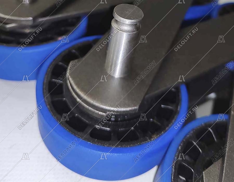 Цепь ступеней/тяговая, 13KV-C, шаг - 133,33 мм, ролик - 75x23,5 мм, палец - 77x12,8/12,5 мм, 105 kN, стыковка осью (комплект на 10 ступеней)