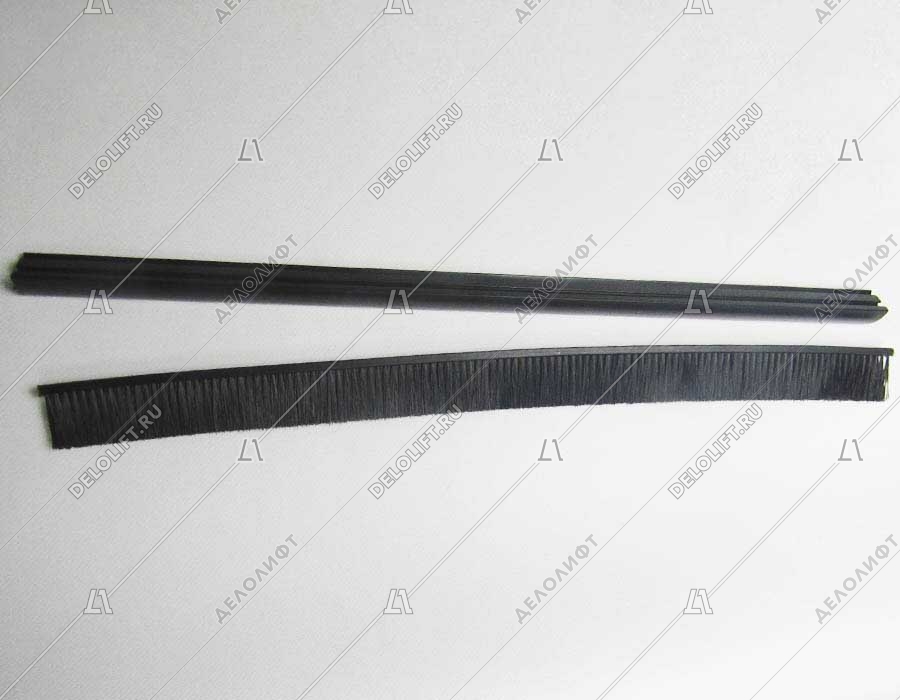 Щетка безопасности эскалатора, L - 2400 мм, с черным пластиковым держателем