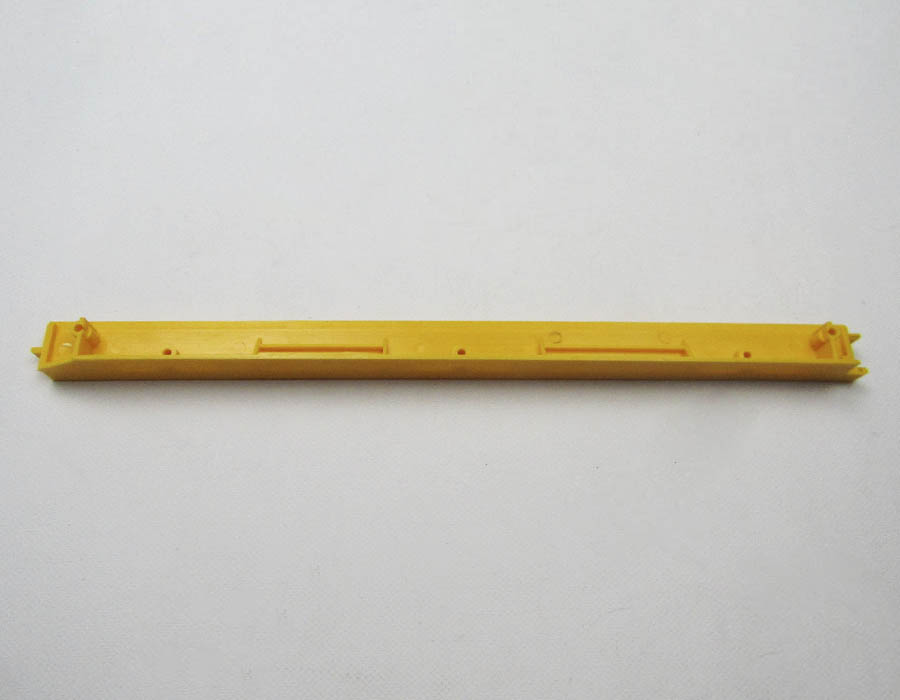 Демаркационная линия, правая, L - 400 мм, W - 25 мм, H - 25 мм, жёлтая, пластик