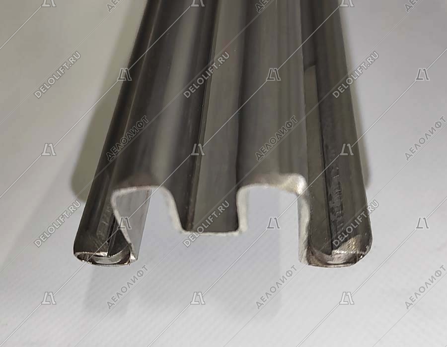 Направляющая поручня эскалатора, L - 2060 мм, 35 градусов, верхняя площадка, изогнутая, нержавеющая сталь