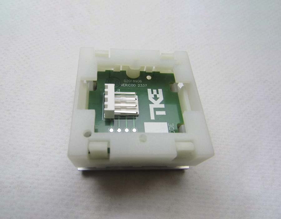 Кнопка вызова/приказа, KT40, 40×40, голубая подсветка, 5 этаж, низкая, с Брайлем