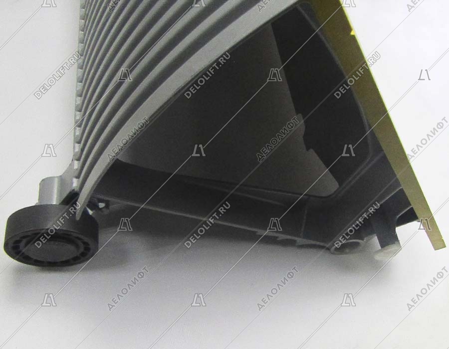 Ступень эскалатора, 800 мм, 3 крашеные демаркации, новый тип MAP