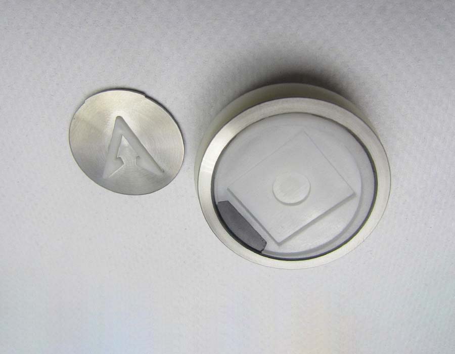 Кнопка вызова/приказа, стрелка вверх, красная подсветка, KAS901