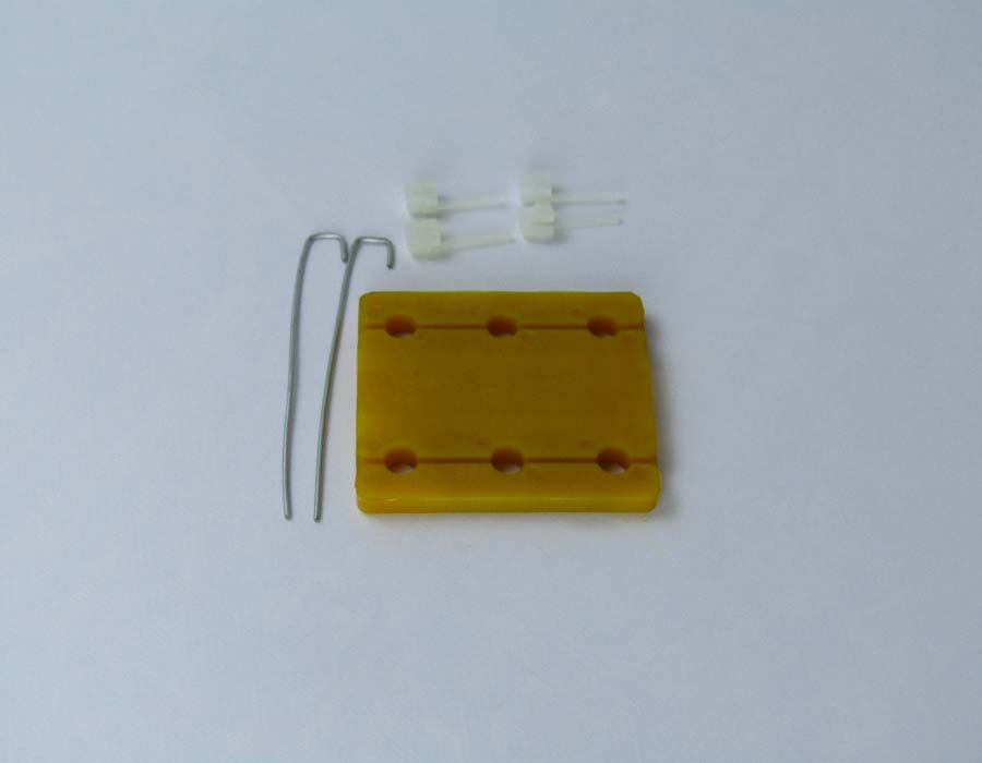 Вкладыши башмака направляющей кабины, 80x68x7 мм, T-9 (книжка с пинами и проволокой)