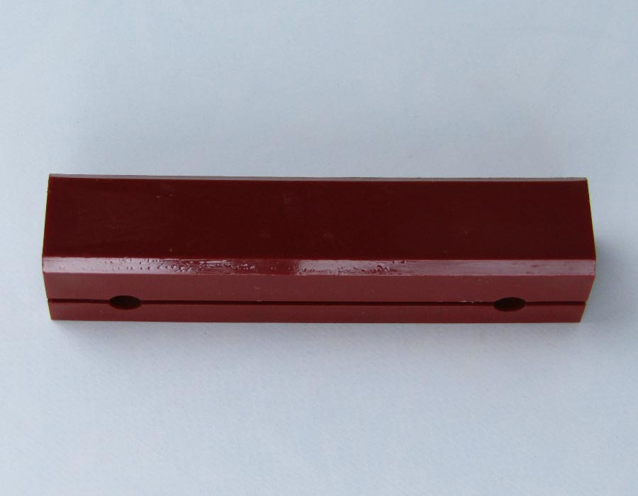 Вкладыш башмака направляющей кабины/противовеса, T - 16 мм, L - 140 мм