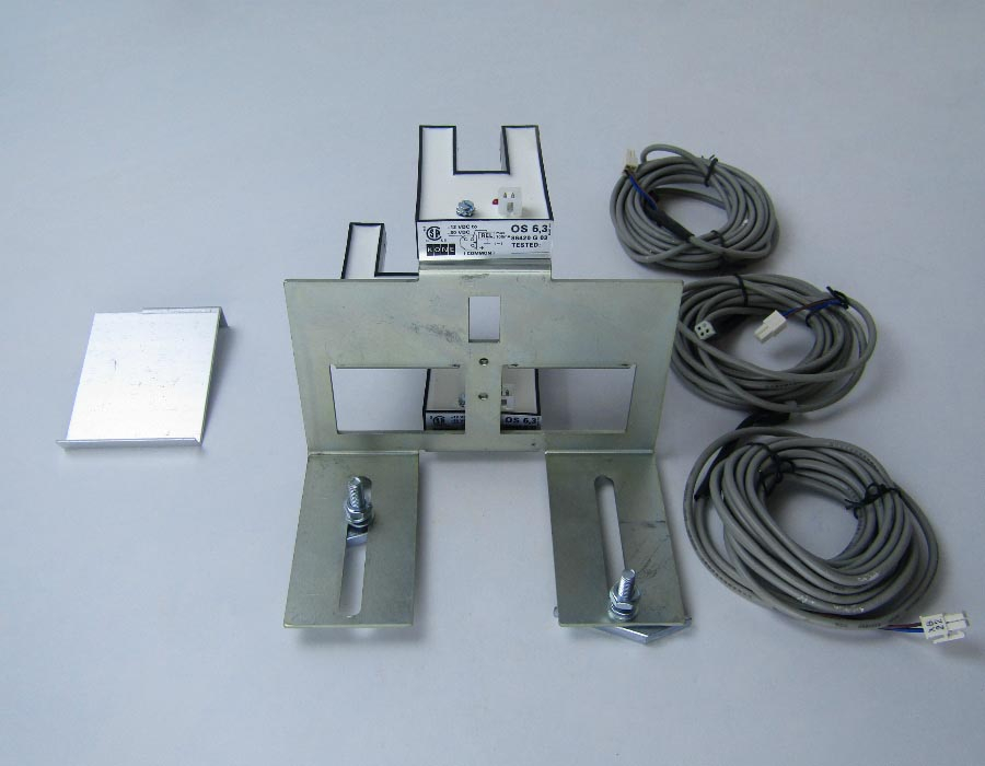 Датчик шахтной информации, с кронштейном, осцилляторный