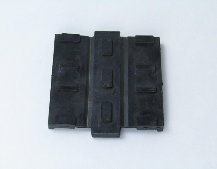 Вкладка башмака, BFK10, L-114 мм, резиновая