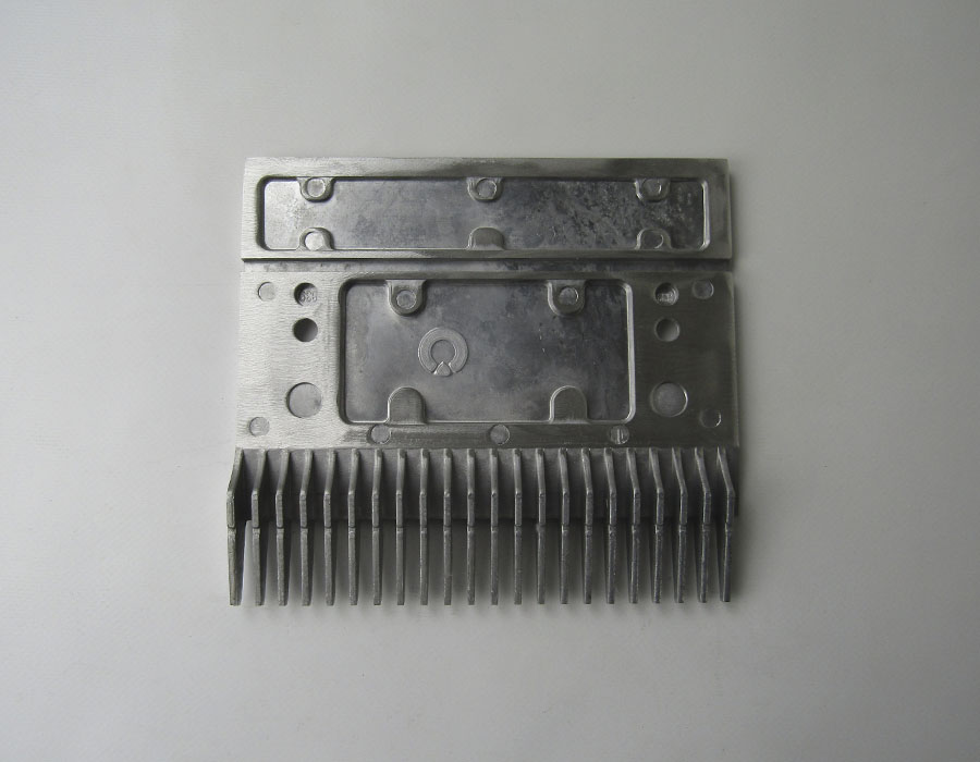 Гребенка входной площадки, 9500, 22 зубца, 200x180 мм, центральная/правая, алюминий