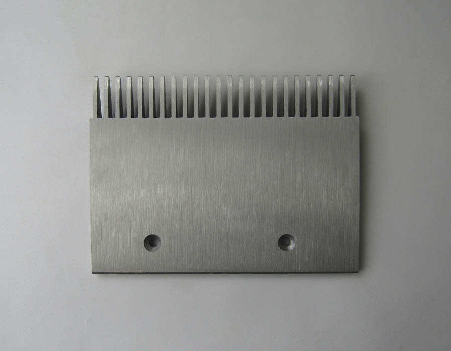Гребенка входной площадки, 606NCT, 24 зубца, 203x150 мм, центральная, алюминий