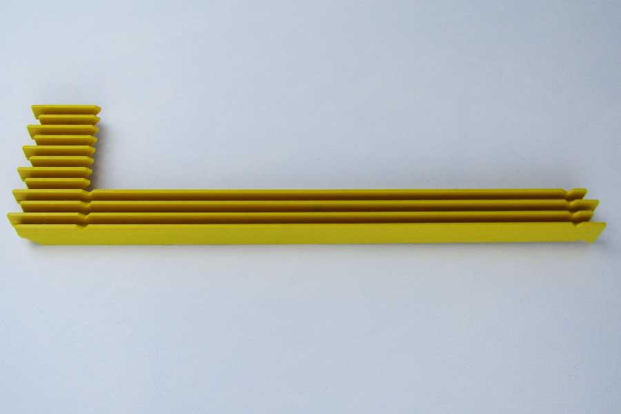 Демаркационные линии ступеней эскалатора ШИНДЛЕР