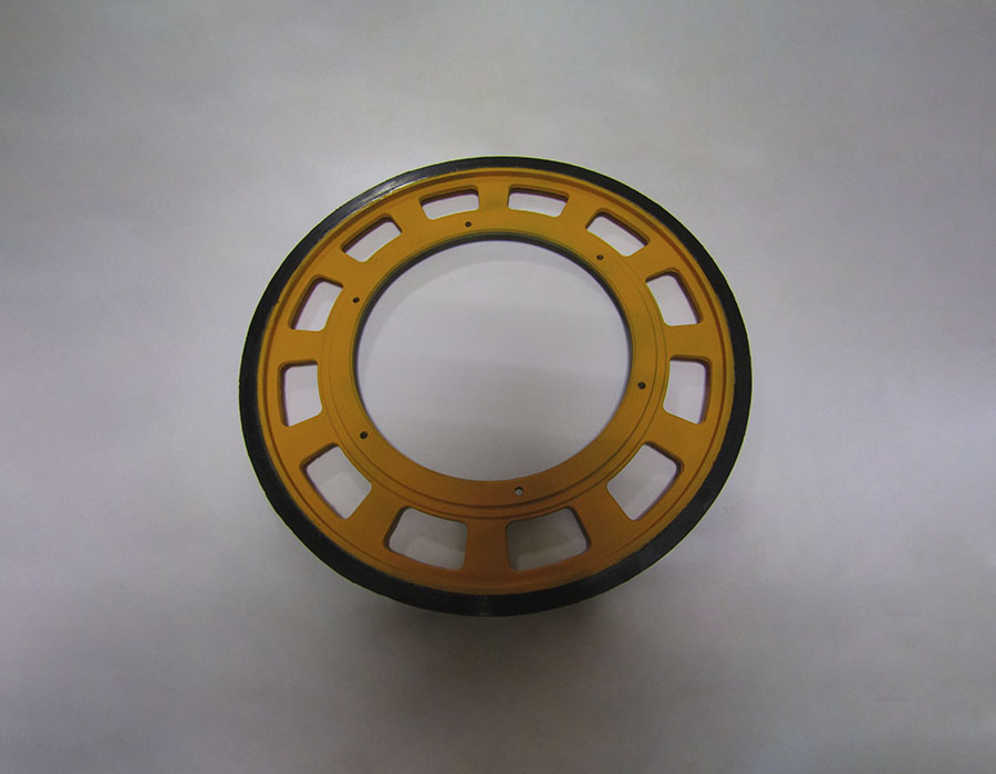 Колесо привода поручня, D - 587x31 мм, крепление М10