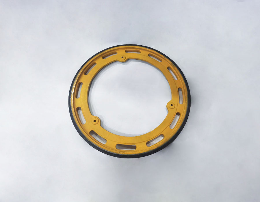 Колесо привода поручня, D - 497 мм, W - 30 мм, 3 отверстия, d отверстия - 10 мм, без резьбы