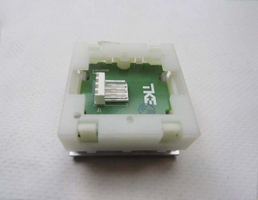 Кнопка вызова/приказа, KT40, 40×40, голубая подсветка, 7 этаж, низкая, с Брайлем