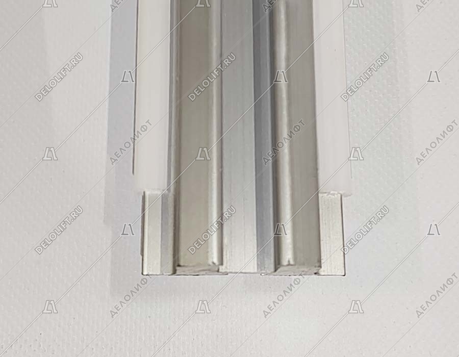 Направляющая поручня эскалатора, 506NCE, 35 градусов, L - 2299,5 мм, Н - 930 мм, 2 горизонтальные ступени, нижняя, алюминиевая