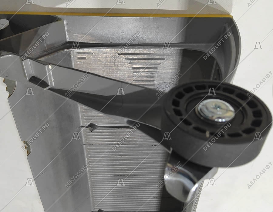 Ступень эскалатора, 800 мм, TravelMaster 110, расстояние между роликами 850 мм