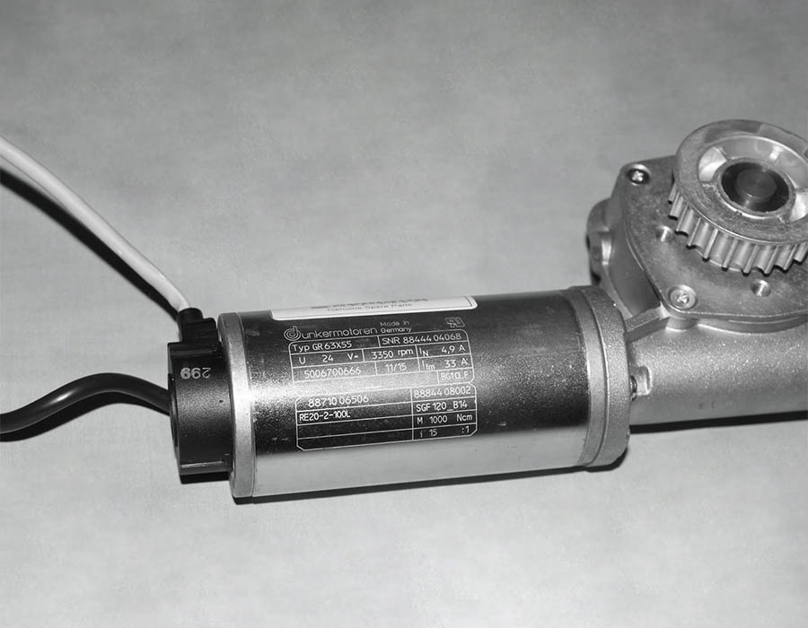 Мотор/Двигатель привода дверей, DUNKERMOTOREN, SGF 120, GR63X55, 24VDC, кабель 500 мм