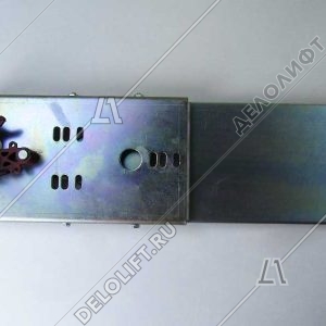 Отводка привода ДК, смещение 370 мм, площадка L- 592 мм, тип Q ПРАВАЯ