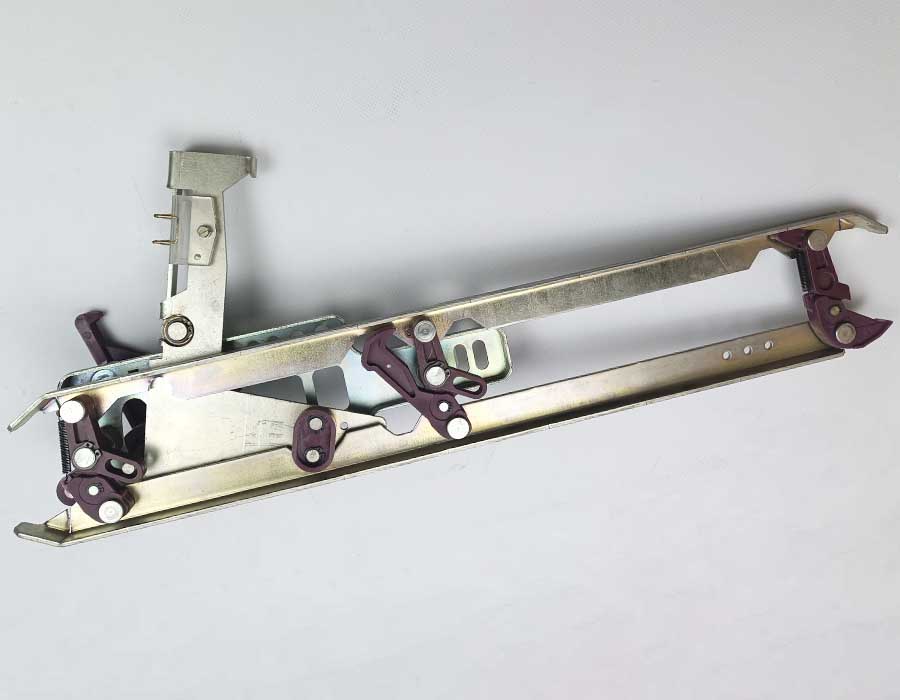 Отводка привода ДК, механическая, с замком CDL, левая, L - 580 мм