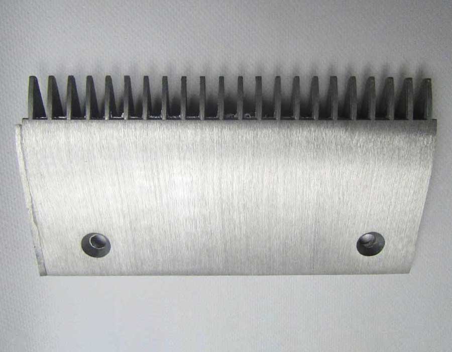 Гребенка входной площадки, 22 зубца, 200x107 мм, левая, алюминий