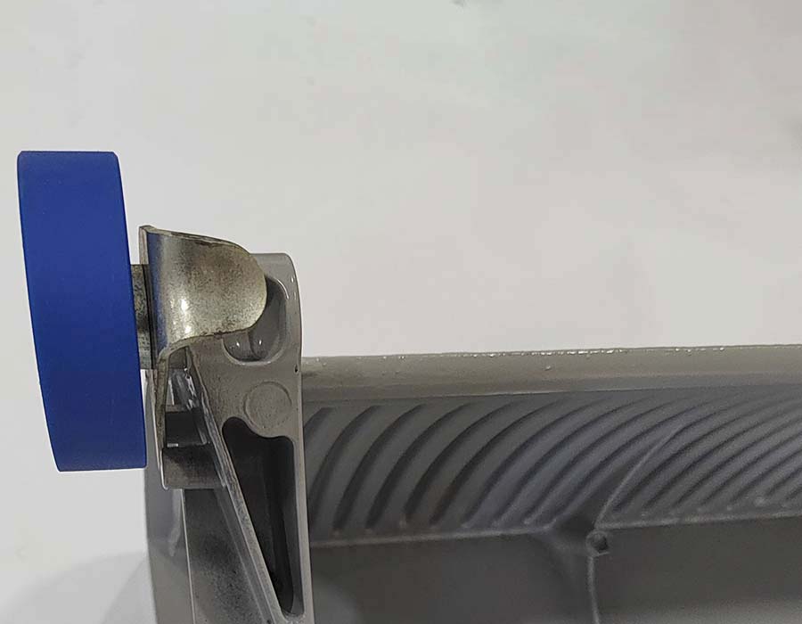 Ступень эскалатора, 1000 мм, диаметр роликов 75x23,5 мм, алюминий, без демаркационных линий, тип 100