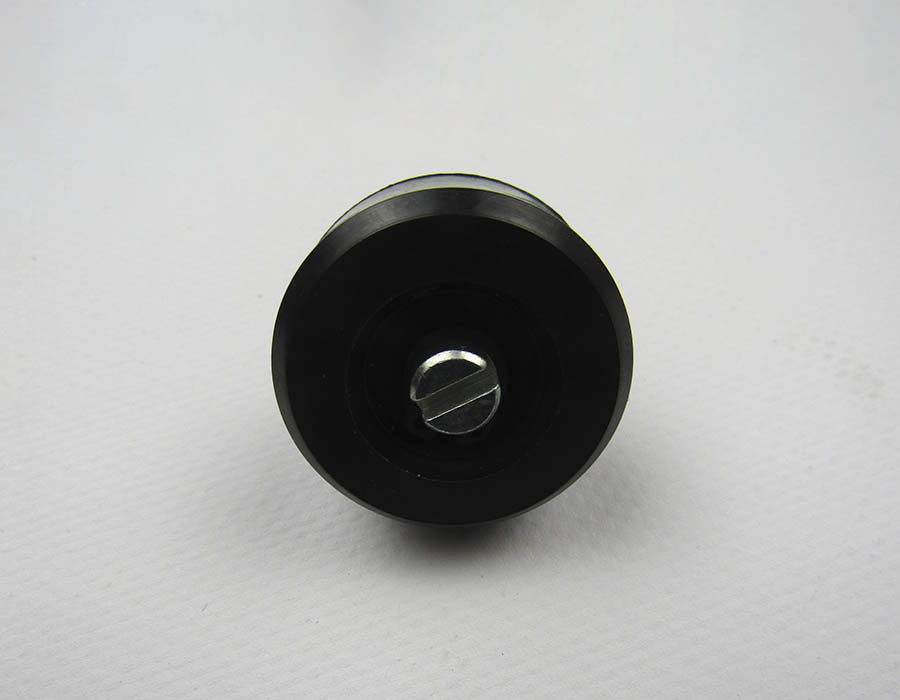 Ролик замка дверей шахты, D - 32 мм, d - 8 мм, с осью, упорный