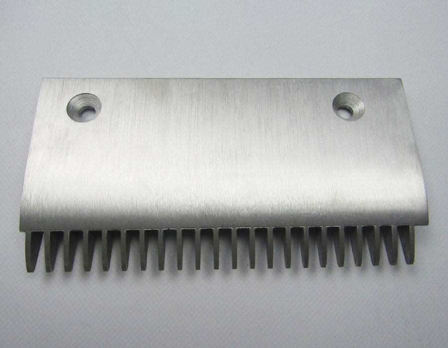 Гребенка входной площадки, 22 зубца, 195x102 мм, правая, алюминий