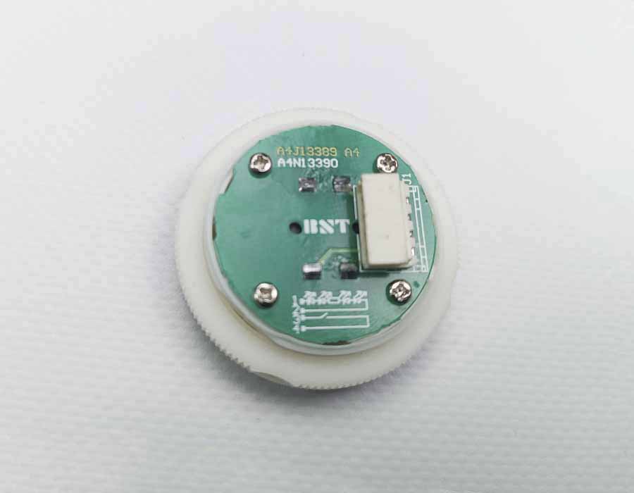 Кнопка вызова/приказа, BST, 1 этаж, белый символ, красная подсветка, с Брайлем