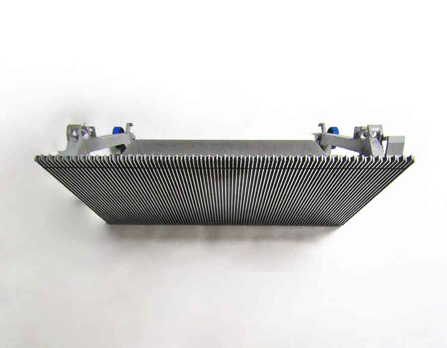 Ступень эскалатора, 800 мм, диаметр роликов - 70х25 мм, без демаркаций