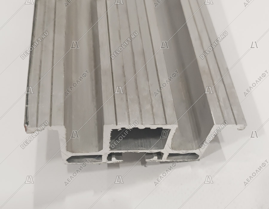 Порог дверей шахты, W - 90 мм, L - 2440 мм, H - 30 мм