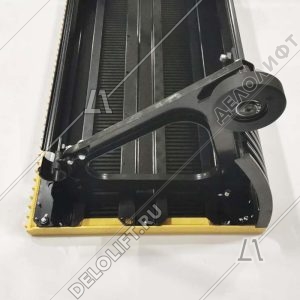 Ступень эскалатора, L - 800 мм, W - 410 мм, 30 градусов, черная, 4 линии демаркации