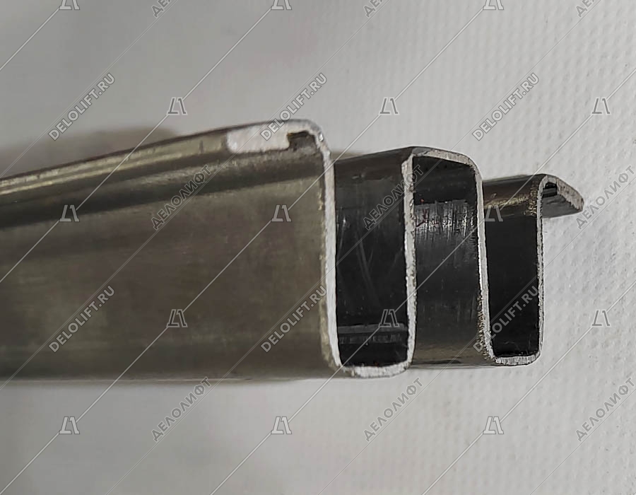 Направляющая поручня траволатора, L - 1960 мм, H - 860 мм, W - 60 мм, закругленная