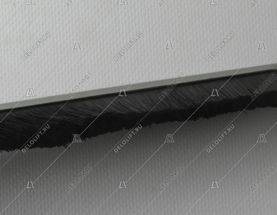 Щетка безопасности эскалатора, L - 2000 мм, H - 40 мм