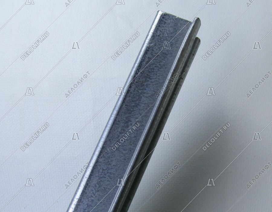 Направляющая поручня эскалатора, L - 2240 мм, H - 39,5 мм, W - 55,5 мм, 35 градусов, прямые участки 760 мм и 730 мм, нижняя